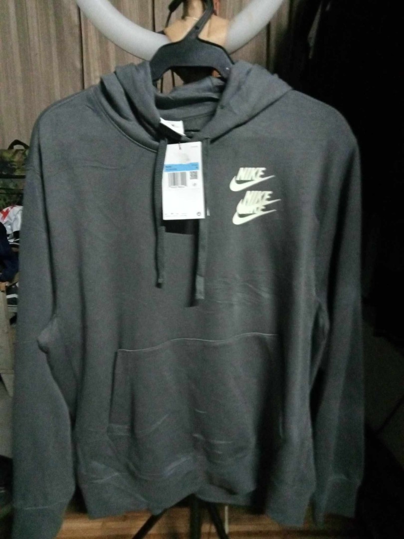 Nike Hoody on Carousell