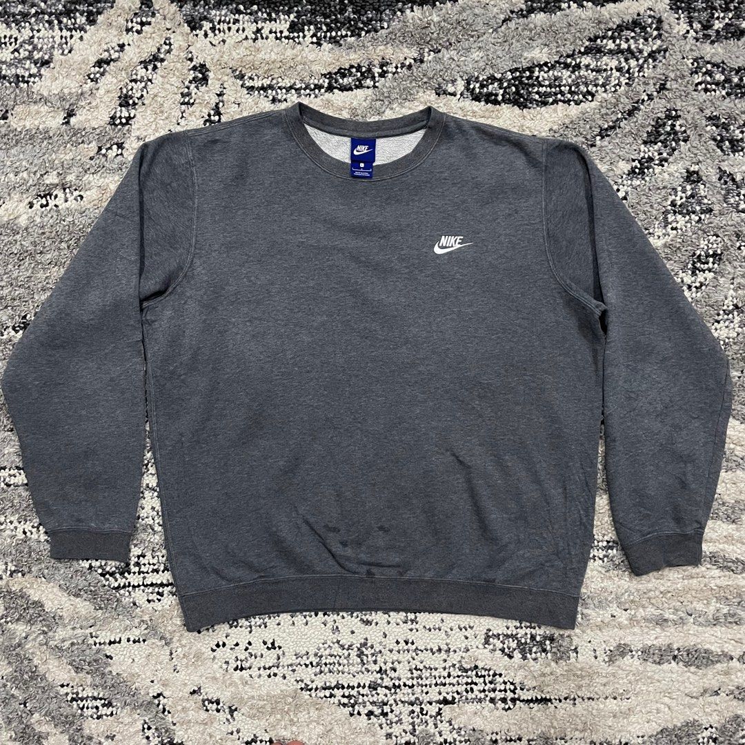 Nike sales sweatshirt l