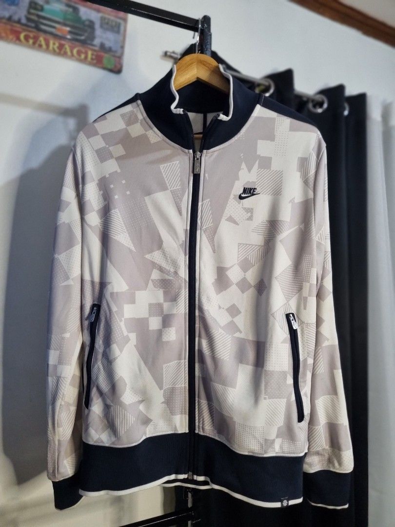 Nike wrap around jacket top