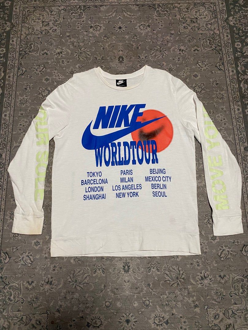 nike world tour oversized t shirt