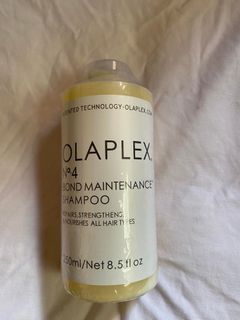 Olaplex No.4 Bond Maintenance Shampoo Repairs Strengthens & Nourishes All Hair Types - 250ML