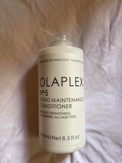 Olaplex No.5 Bond Maintenance Conditioner Repairs Strengthens & Nourishes All Hair Types - 250ML