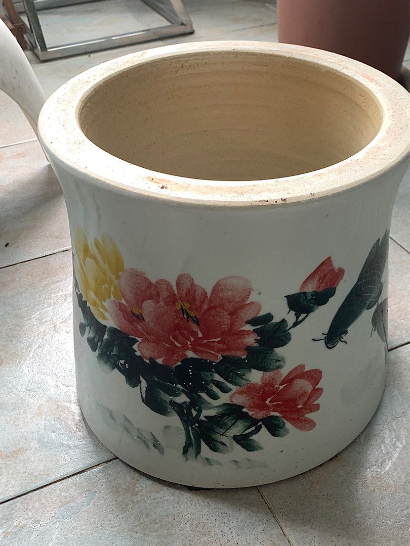 Oriental Ceramic Fish Bowl in White Floral Koi Design, Furniture & Home Living, Outdoor