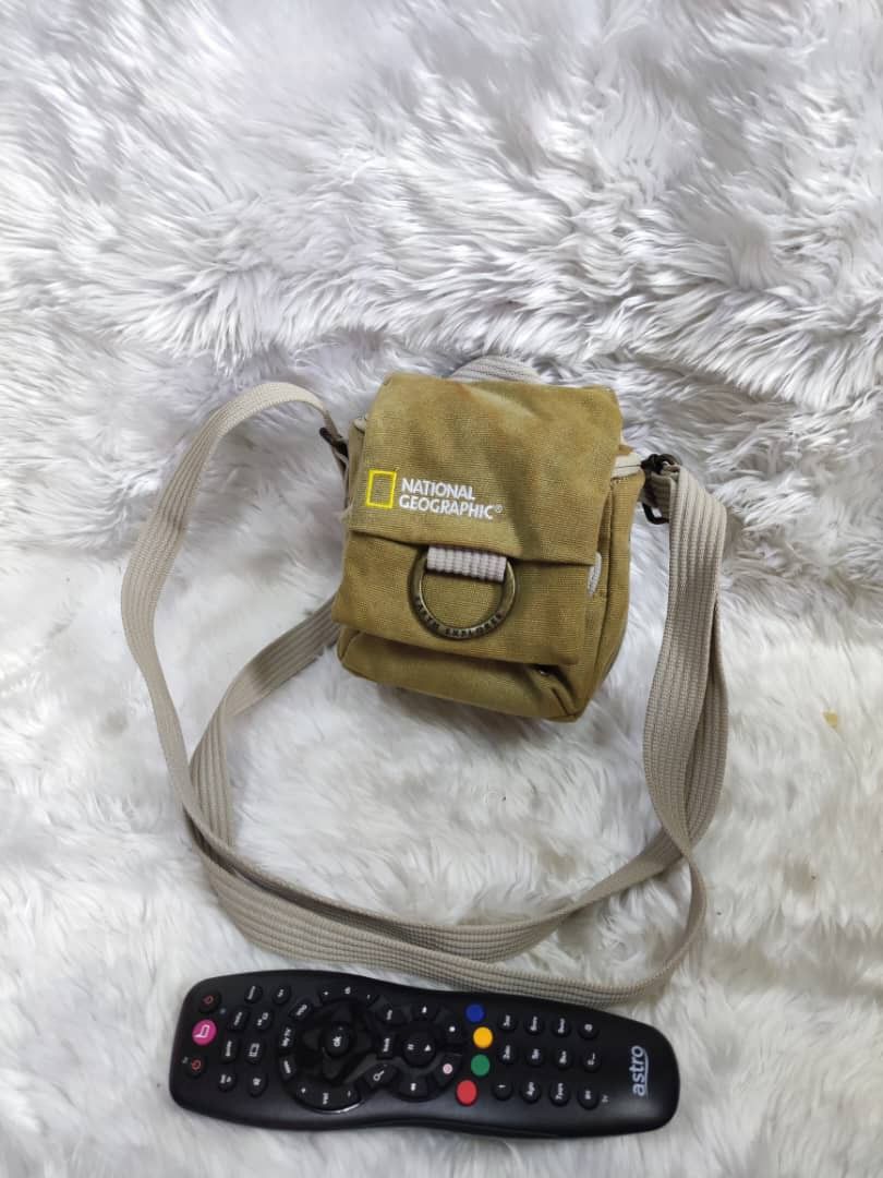 Nat geo on sale sling bag