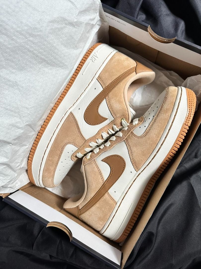 Tan colored nikes store