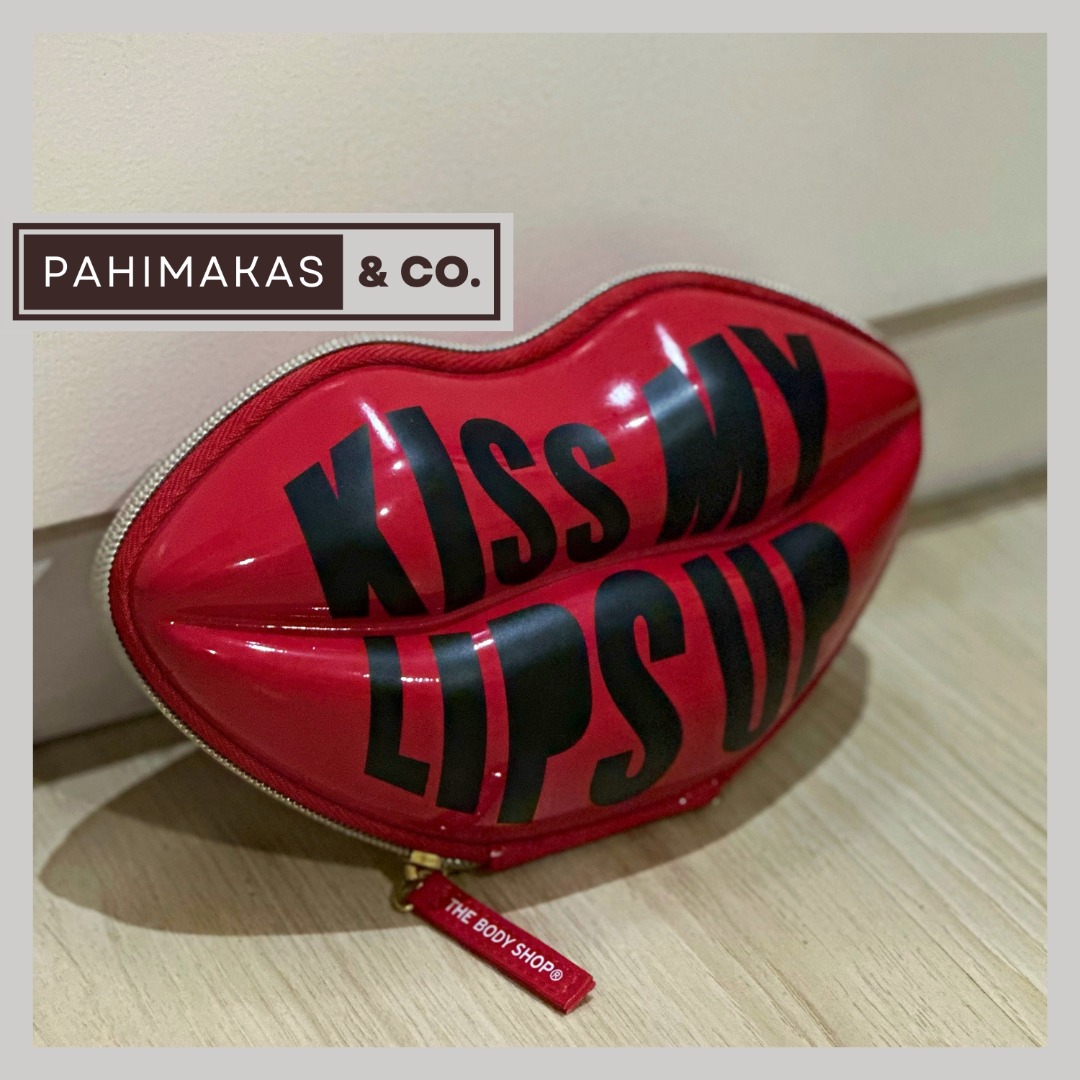 Original The Body Shop Make-up Pouch | Pahimakas & Co. on Carousell
