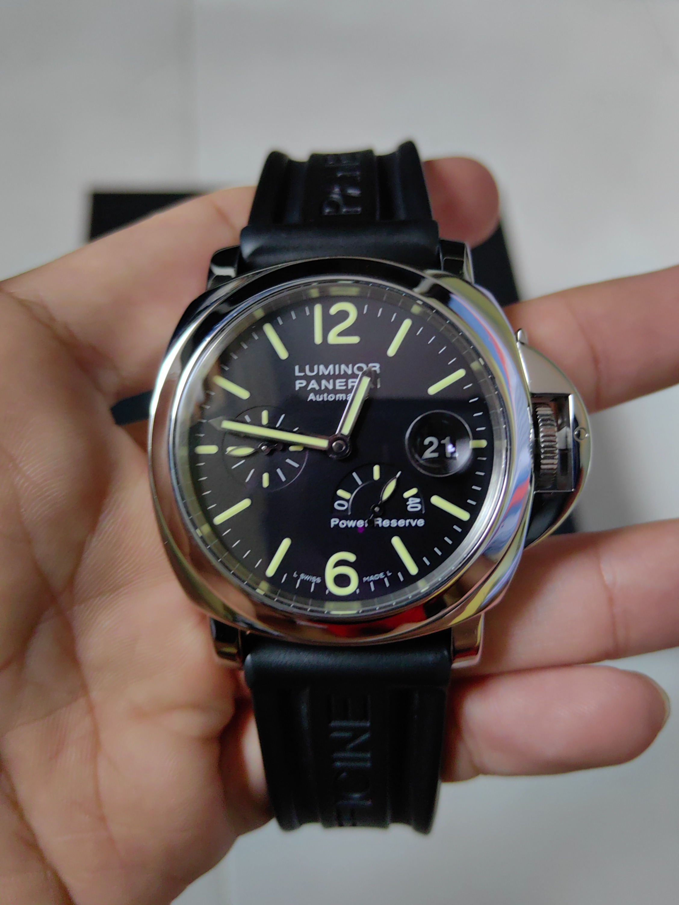 Panerai PAM 90 fullset 2011 Luxury Watches on Carousell
