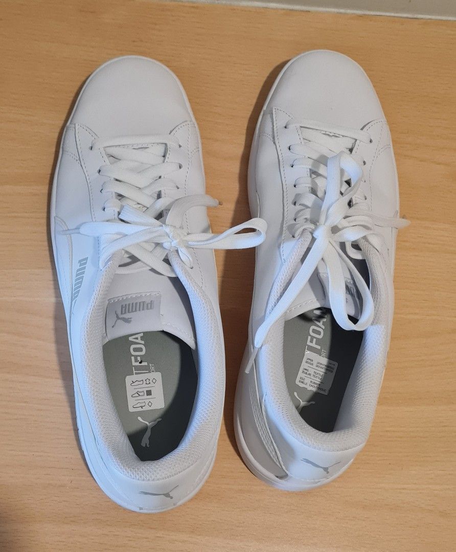 Puma takkies sale hotsell
