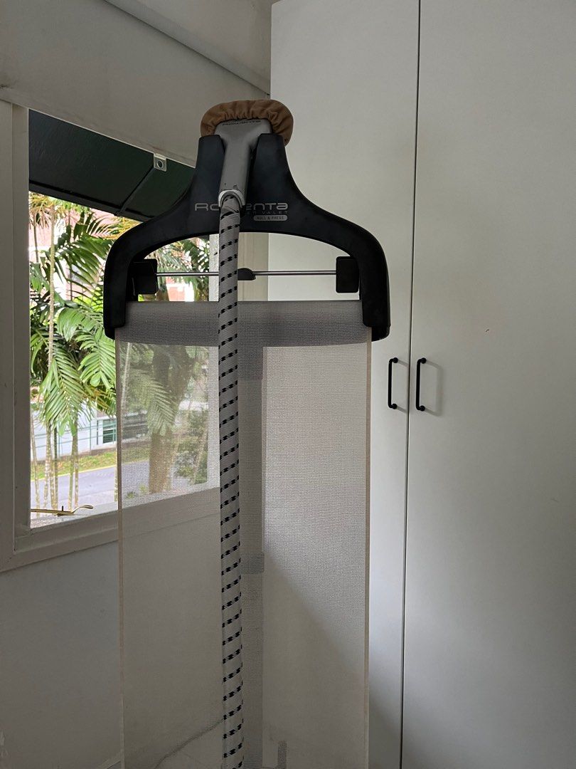 Rowenta garment steamer, TV & Home Appliances, Irons & Steamers on