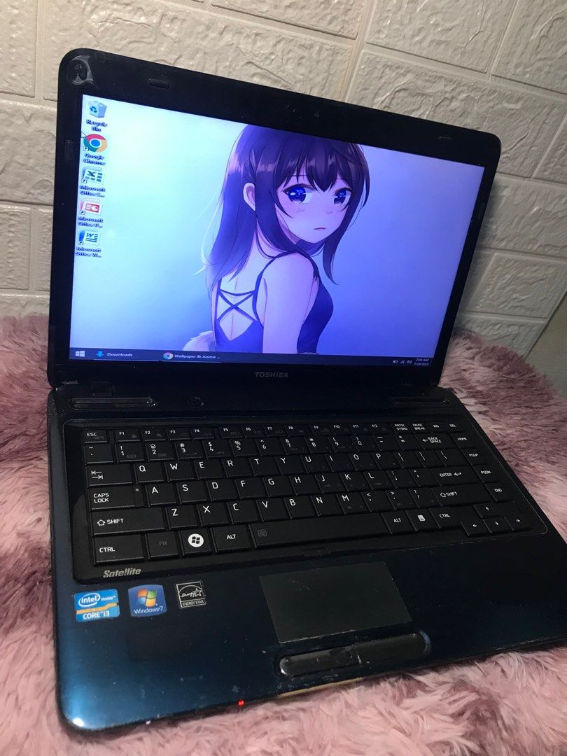 Rush!! Toshiba Laptop i3 ( Made in Japan) on Carousell