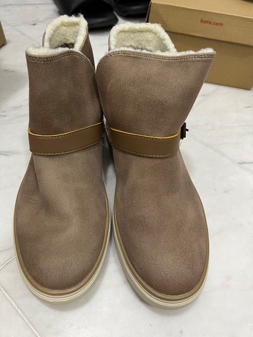 Skechers hotsell boots keepsneak