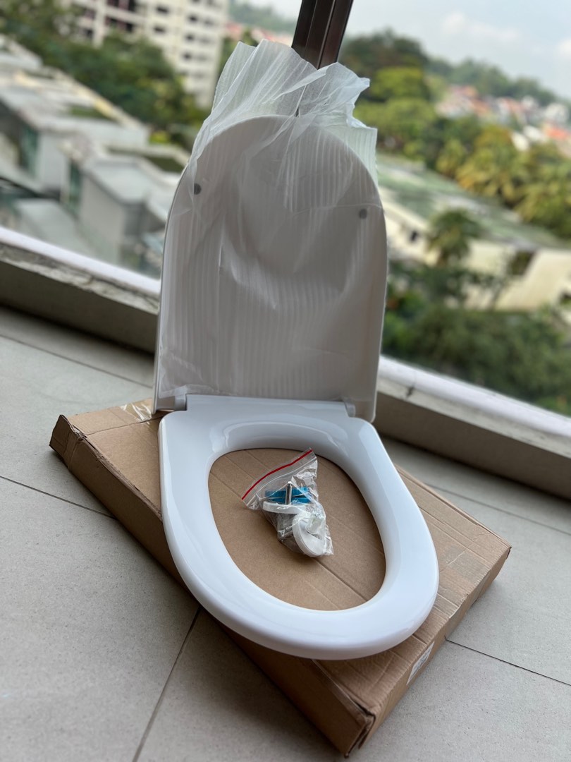 U shape 02C Toilet bowl lid cover Household universal toilet seat cover