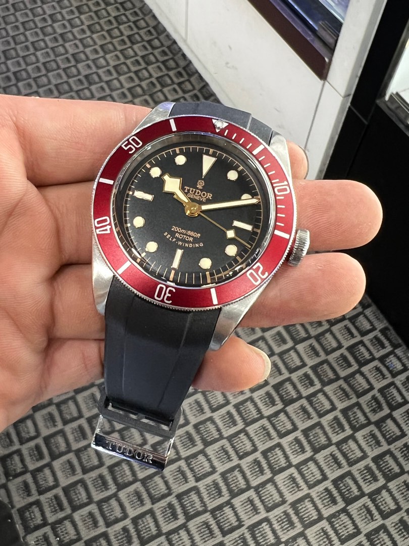Black on sale bay rose