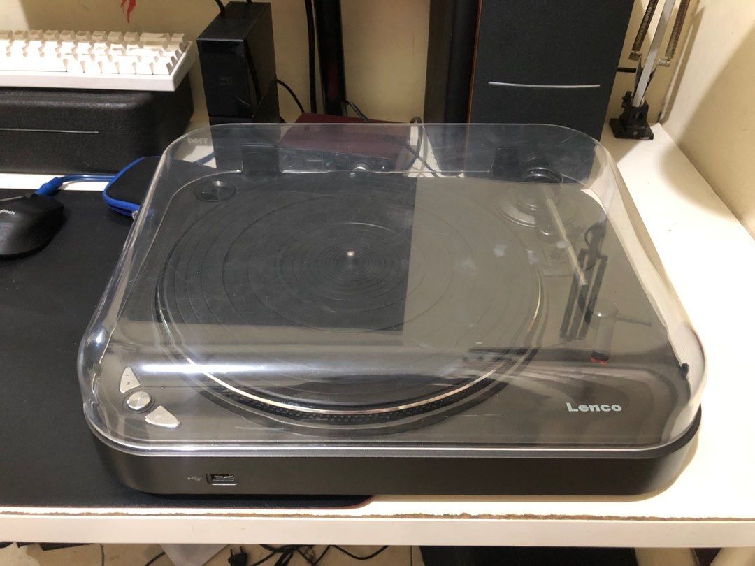 Turntable Lenco masih bagus on Carousell
