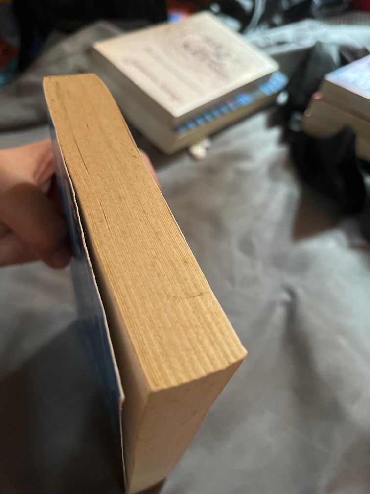 UGLY LOVE -Colleen Hoover (Category: Storybooks) located in Calamba. Submitted by shopatkeybs (Listing ID 1245636359, Image 2). Description: Pre-loved With slight tanning and foxing on pages bought for 895 @NBS now selling for 250 Freebies: audio and ebook version.