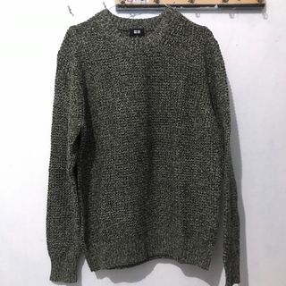 uniqlo sweater
