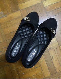 (Category: ) located in . Submitted by preloved_feb (Listing ID 1245734810, Image 1). Description: .
