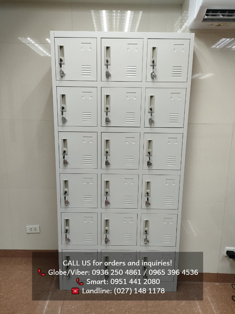 18 Door Locker with Padlock Hasp and Name Plate, Light Gray on