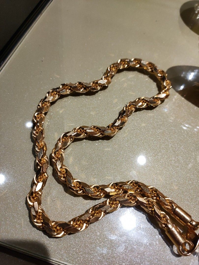Gold cage chain shop