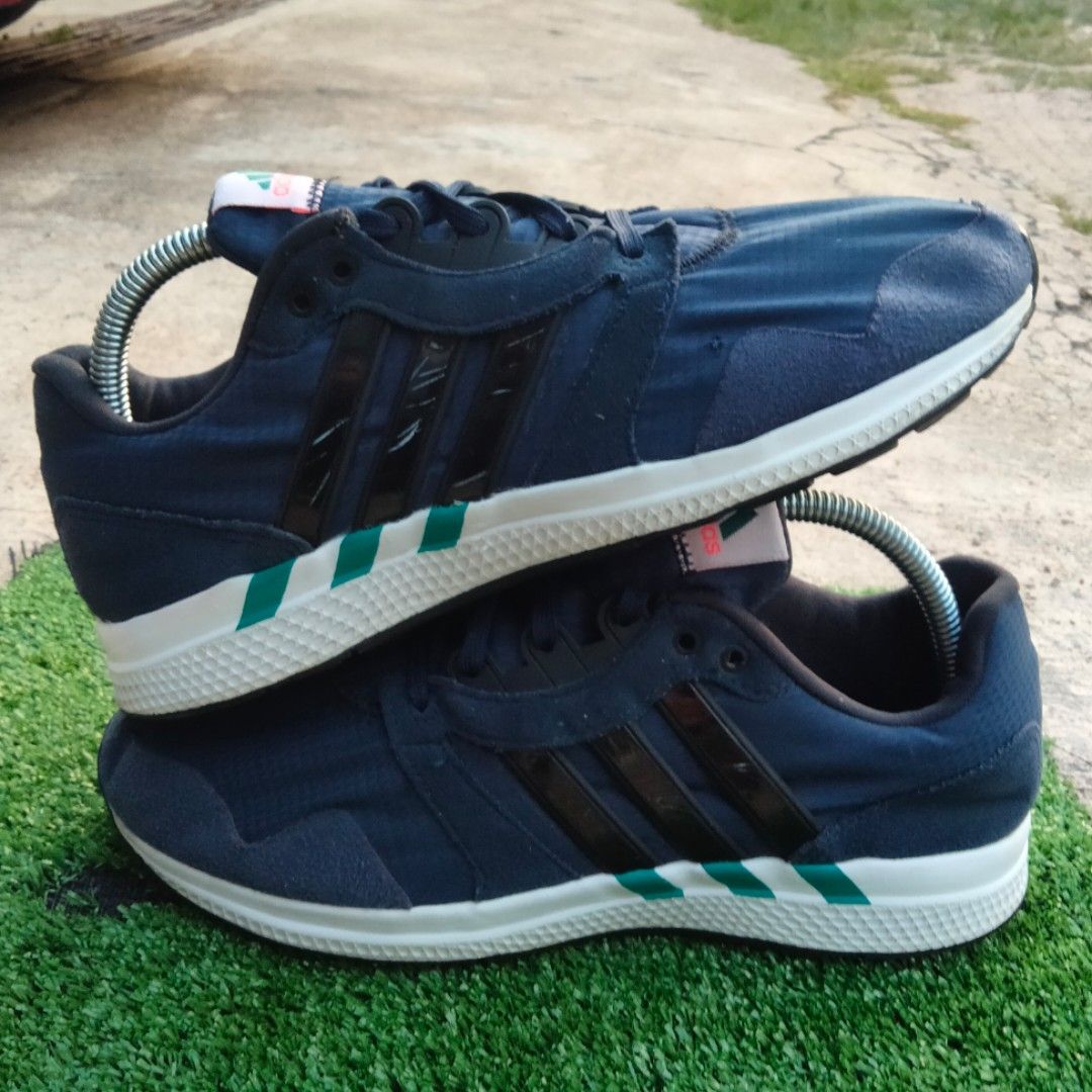 Adidas bounce 2025 navy blue