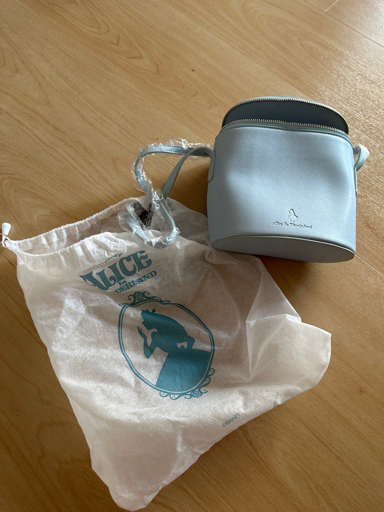 Alice in top wonderland bag