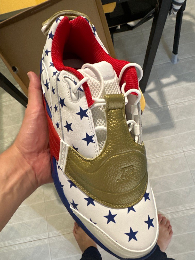 Reebok v new arrivals