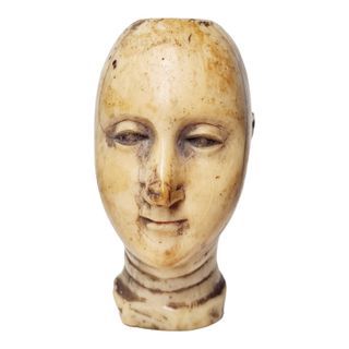 Antique Santo head (female)