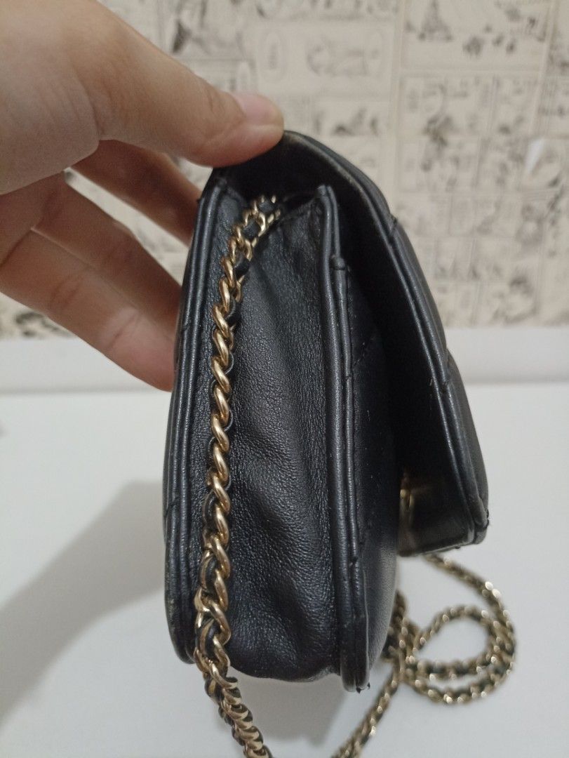 DISSONA 2 WAY CHAIN SLING BAG, Women's Fashion, Bags & Wallets, Cross-body  Bags on Carousell