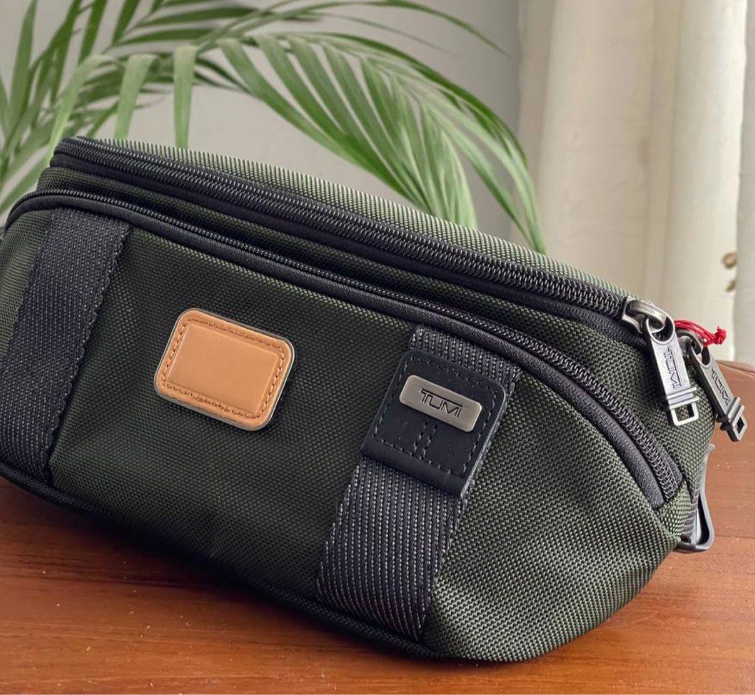 AUTHENTIC TUMI BUMBAG BELTBAG Luxury Bags Wallets on Carousell