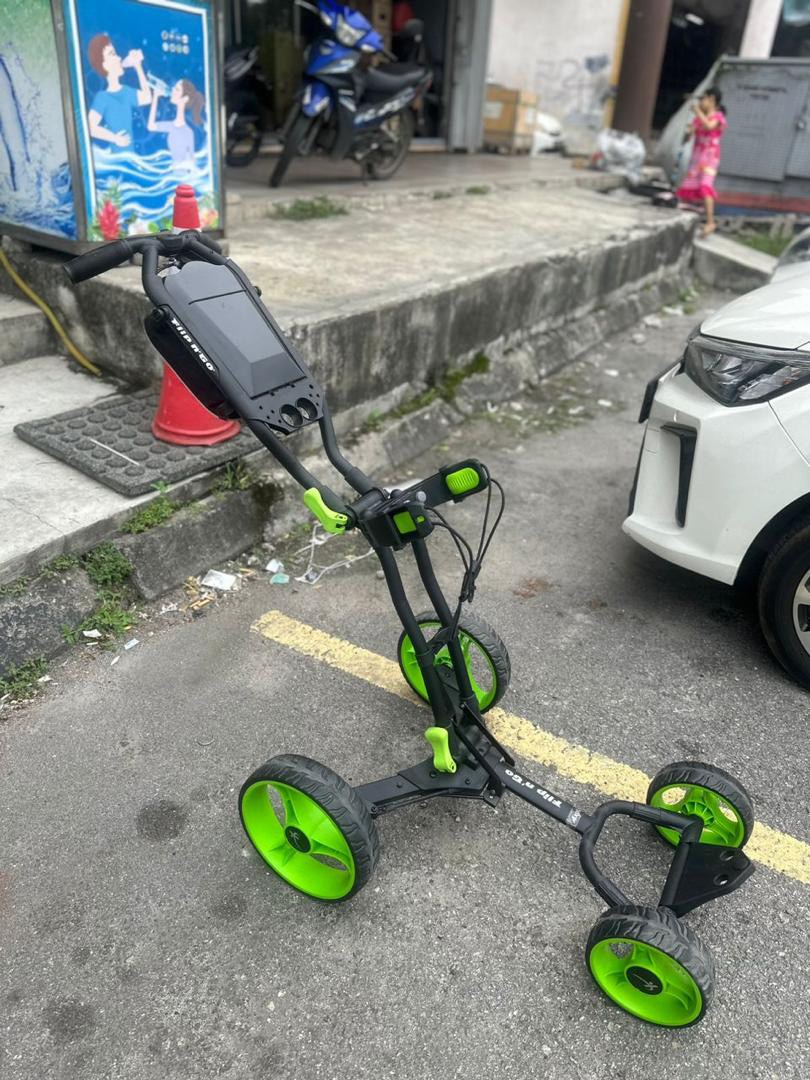 Axglo Flip n' Go Pro Golf Push Cart golf trolley, Sports Equipment