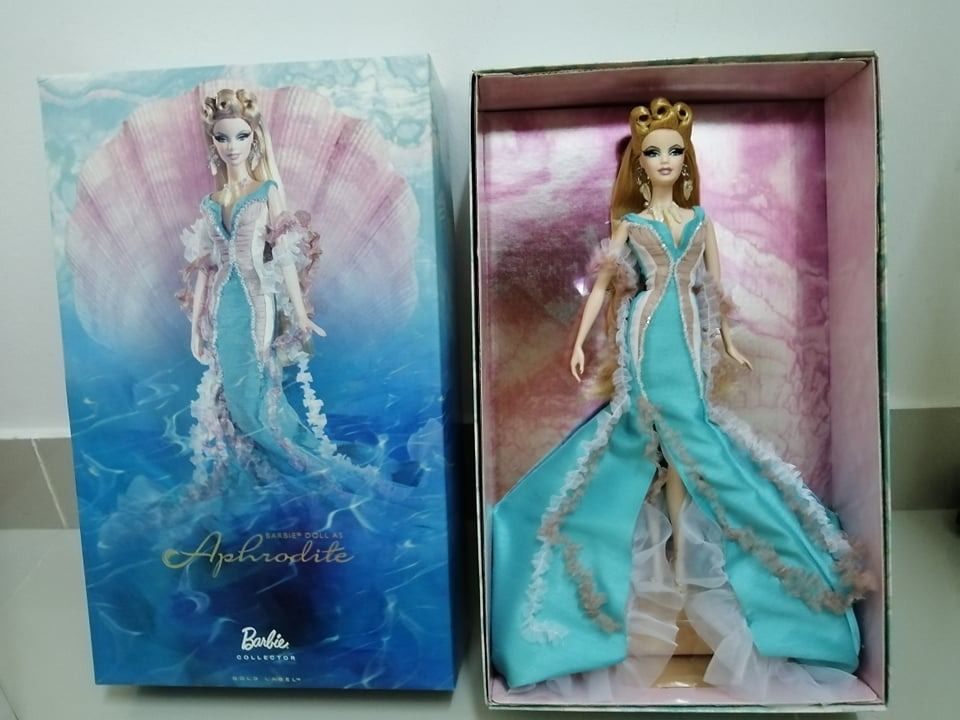 Aphrodite barbie doll top