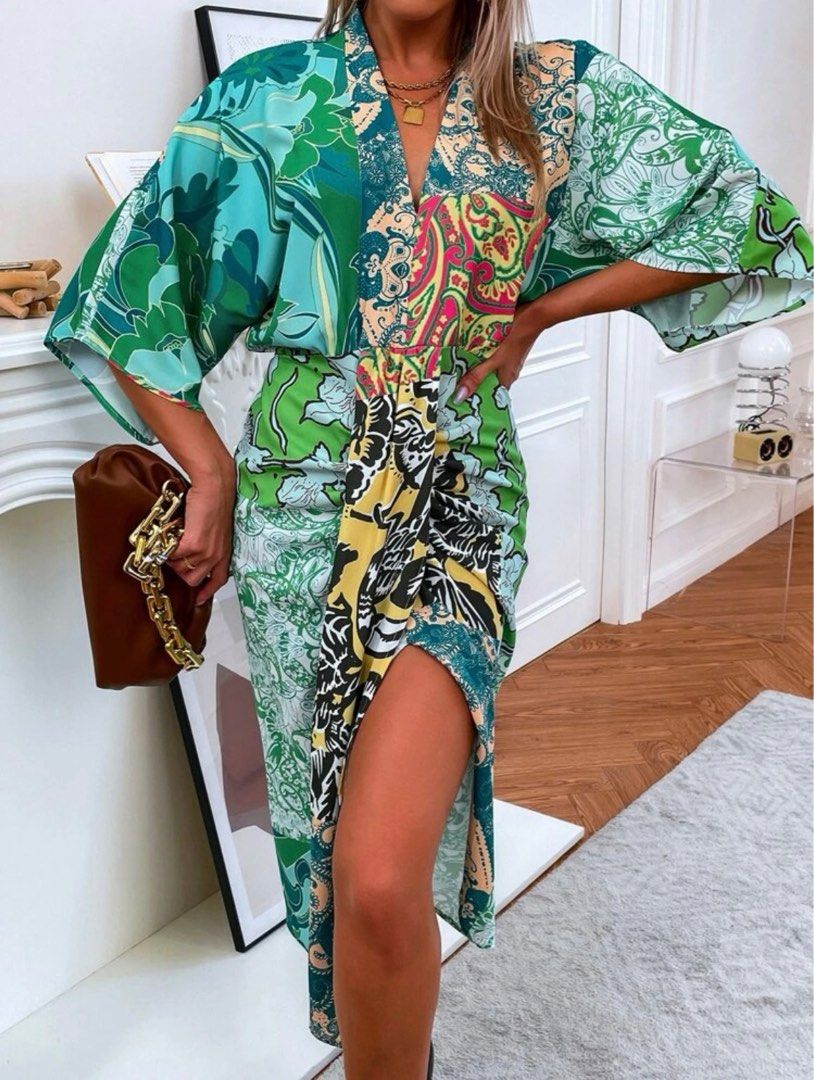 Batwing style hot sale dress