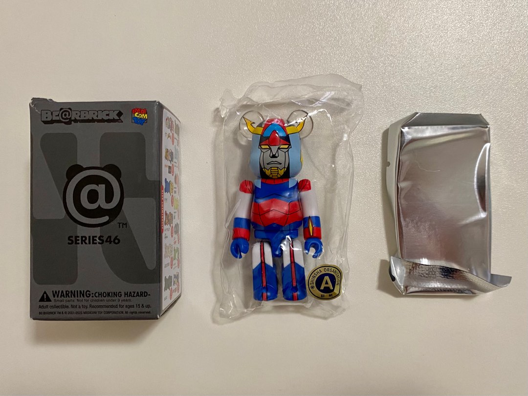 Bearbrick Series 46 Secret Brave Raideen 100%, 興趣及遊戲, 玩具