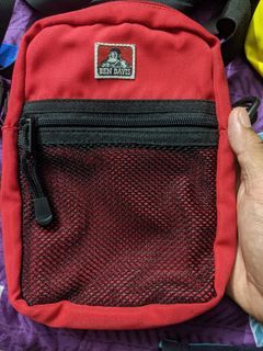 Ben Davis red sling bag ori