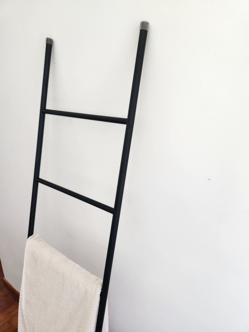 Black Ladder towel holder, Furniture & Home Living, Home Improvement