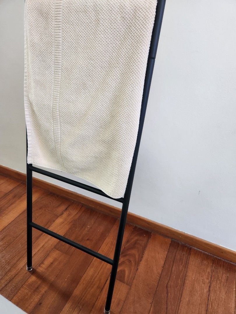 Black Ladder towel holder, Furniture & Home Living, Home Improvement