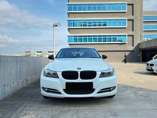 BMW 3 Series Sedan 318i Sunroof Auto