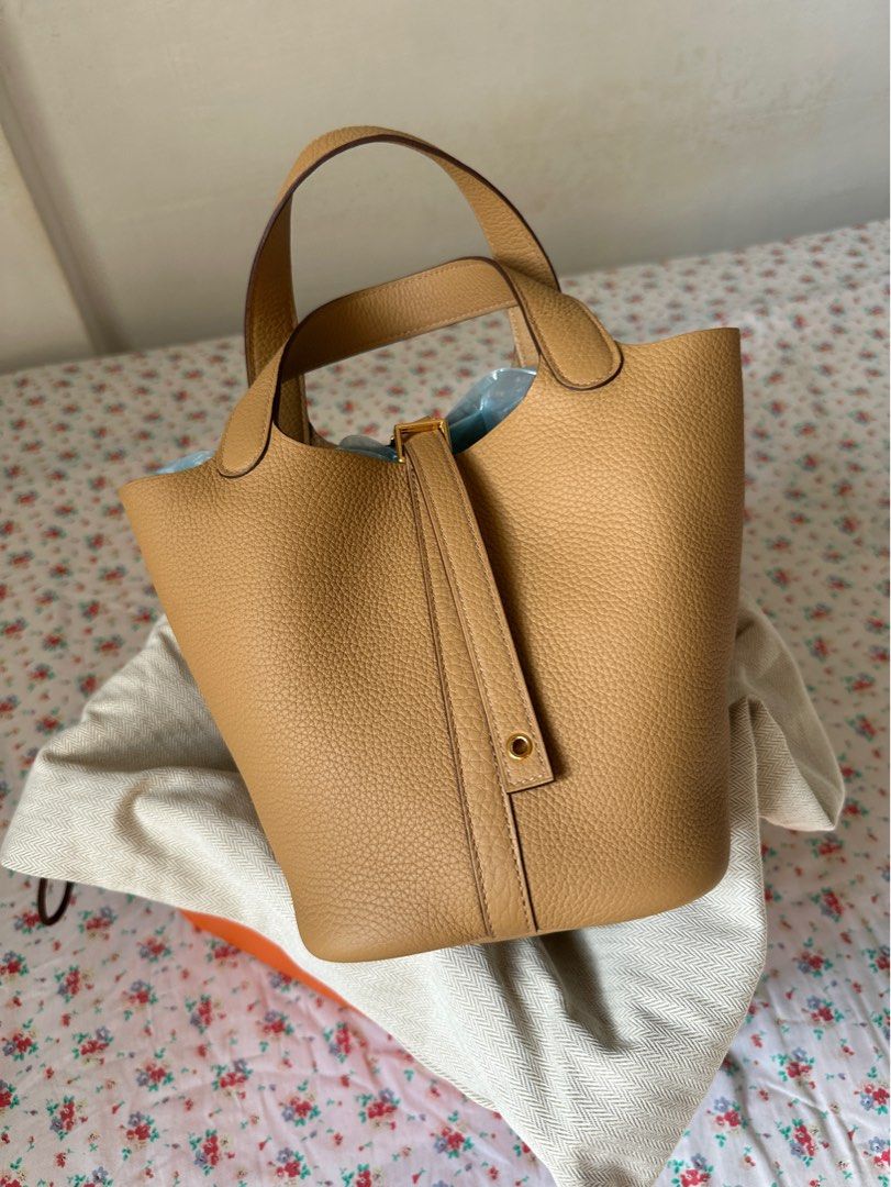 Hermes Biscuit Taurillon Clemence Picotin 18 PHW