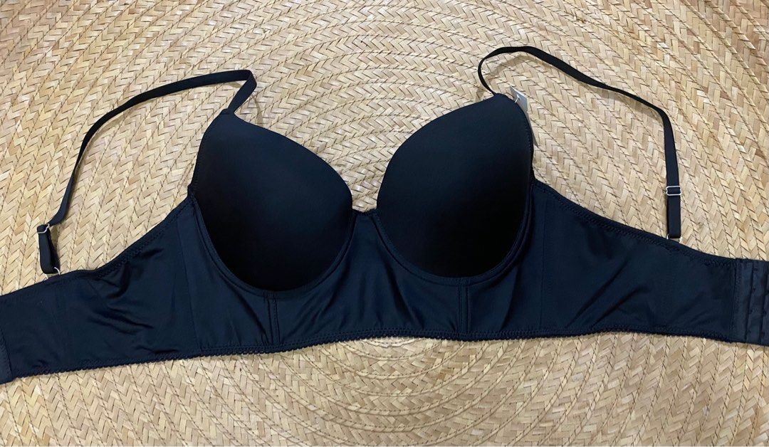 38C/40B Victoria's Secret No Wire Push-up Bra, Women's Fashion,  Undergarments & Loungewear on Carousell