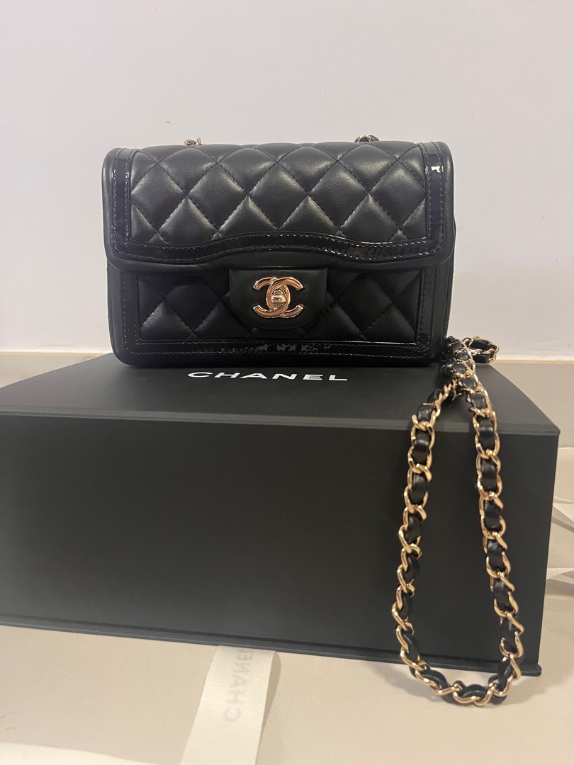 BNIB 23b chanel round caviar mini clutch with top handle bag, Women's  Fashion, Bags & Wallets, Clutches on Carousell