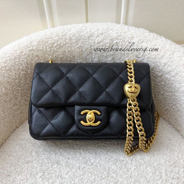 ✖️SOLD✖️ Chanel 23P Heart Adjustable Chain Mini 19cm Flap Bag in Black  Caviar AGHW