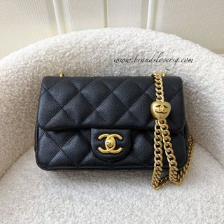 Black caviar mini flap with adjustable chain and heart on CC! : r