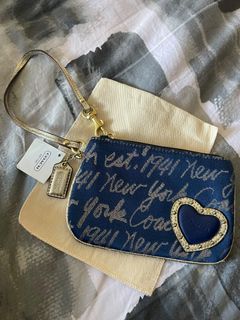(Category: ) located in . Submitted by thrift_fits (Listing ID 1245886575, Image 1). Description: .