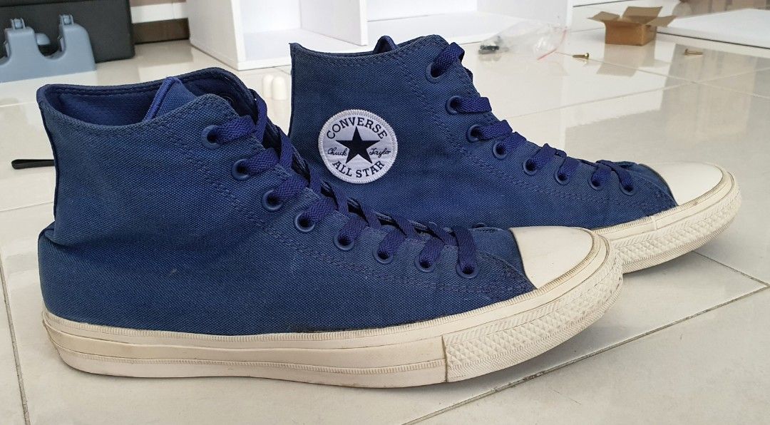 Converse All Star Chuck Taylor II, Fesyen Pria, Sepatu Sneakers