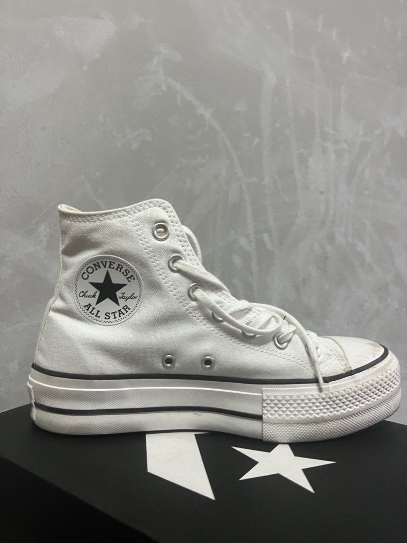 Converse Chuck Taylor high cut - white, Women's Fashion, Footwear, Sneakers  on Carousell