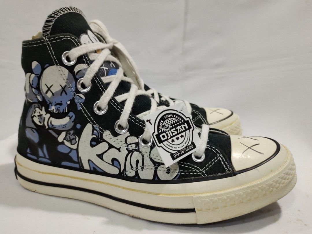 Kaws shop x converse