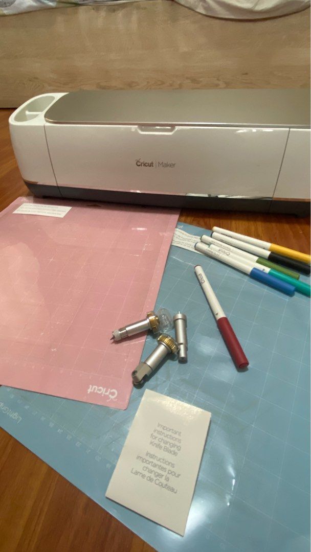 Cricut Maker with accessories on Carousell