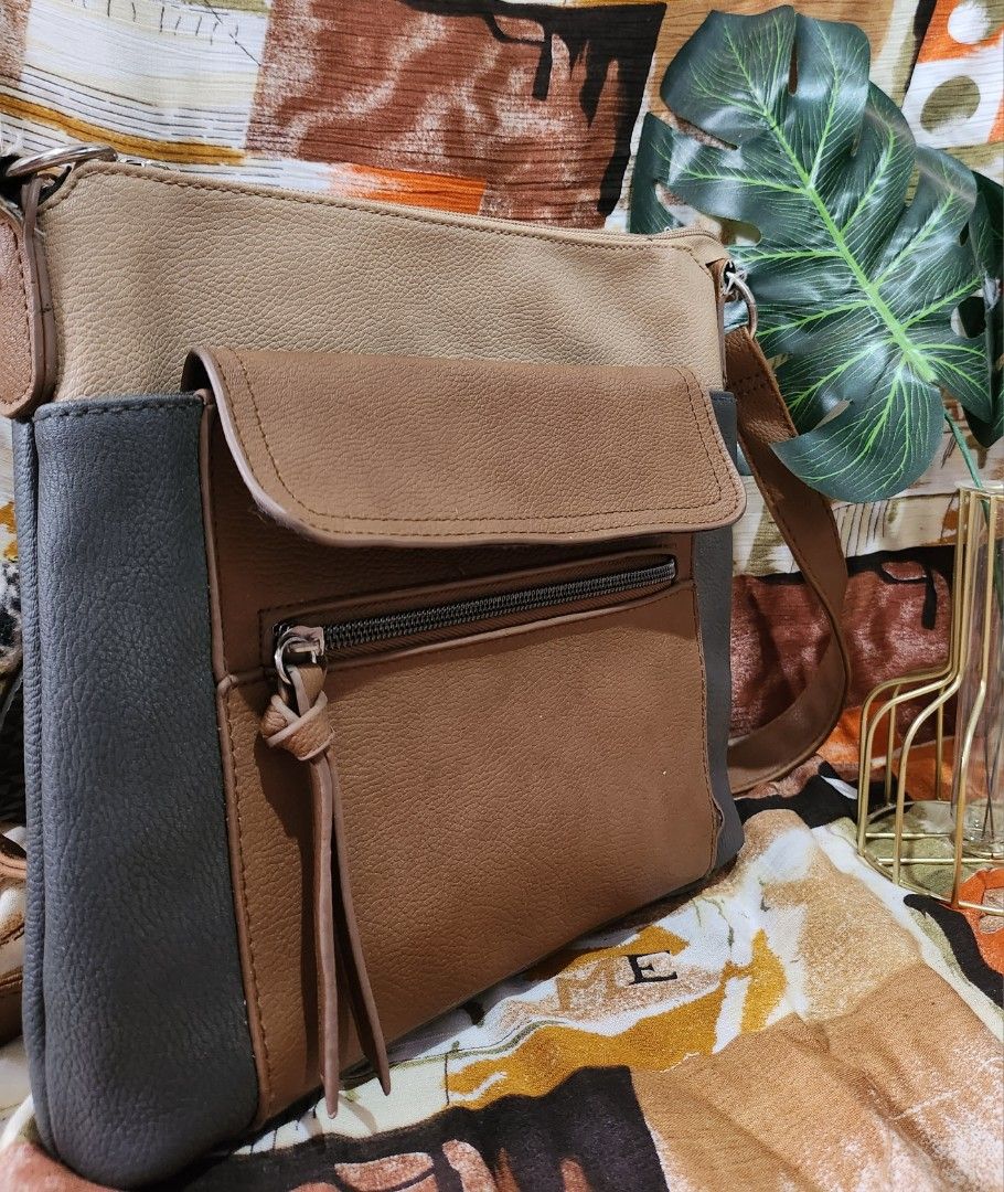 Shiraleah jesse crossbody 2025 bag
