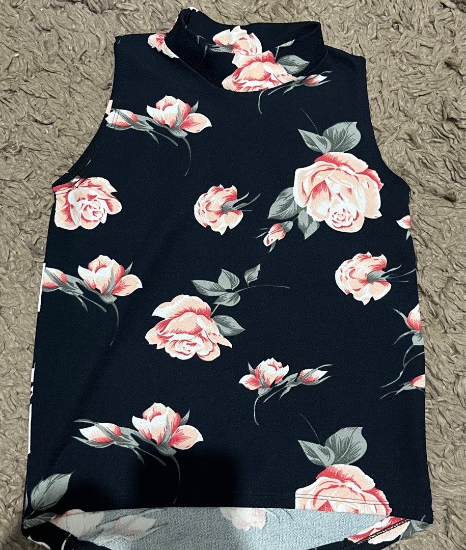 Floral deals sleeveless turtleneck