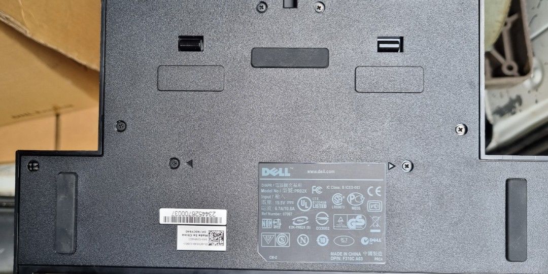 Station D'accueil Dell PR02X Pour Latitude - Avec Ports : VGA, DVI, Ethernet, Etc.